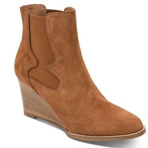 ANDRE ASSOUS Sally Cognac Suede Wedge Booties Women’s Size 10